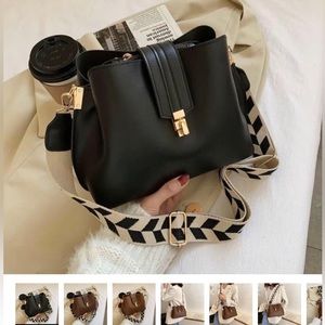 Ivy & Taylor Black Crossbody - The Jackie